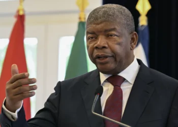 João Lourenço espera que Leão XIV contribua para paz e “concórdia”