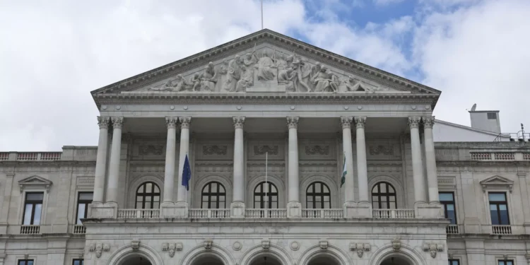 Novo Parlamento reúne-se na terça-feira para arranque da XVII legislatura