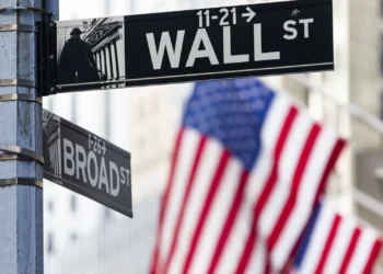 Wall Street fecha em alta por dados do emprego