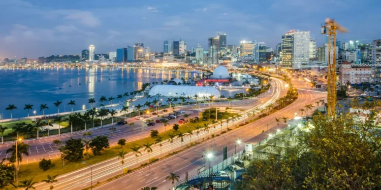 BAD prevê que Angola cresça 3% este ano e 3,6% em 2026 face a desafios