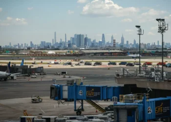 Governo cria ‘task force’ para resolver problemas no aeroporto de Newark