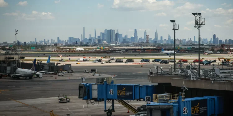 Governo cria ‘task force’ para resolver problemas no aeroporto de Newark
