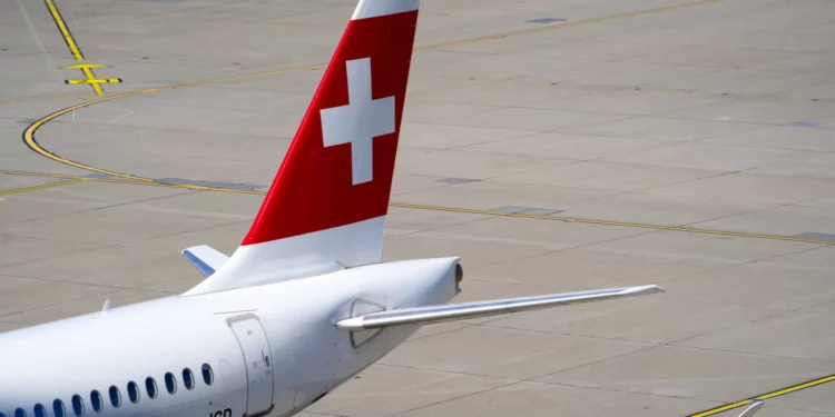 Swiss vai cancelar 1.400 voos este verão devido à falta de pilotos