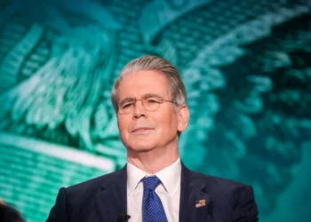 EUA levantam formalmente sanções a Damasco