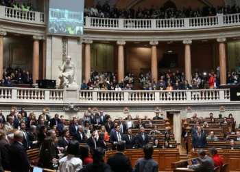 Legislativas. Novo parlamento reúne-se na terça-feira