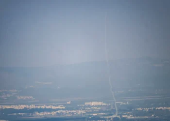 Após ataque, refinaria israelita em Haifa retoma parcialmente operações