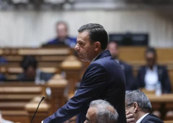 Antes de encontro com Chega e PS, Montenegro justifica que investir em Defesa é “salvaguardar direitos, liberdades e garantias”