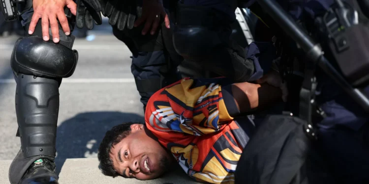 Governador da Califórnia acusa Trump de “descarado abuso de poder” em LA