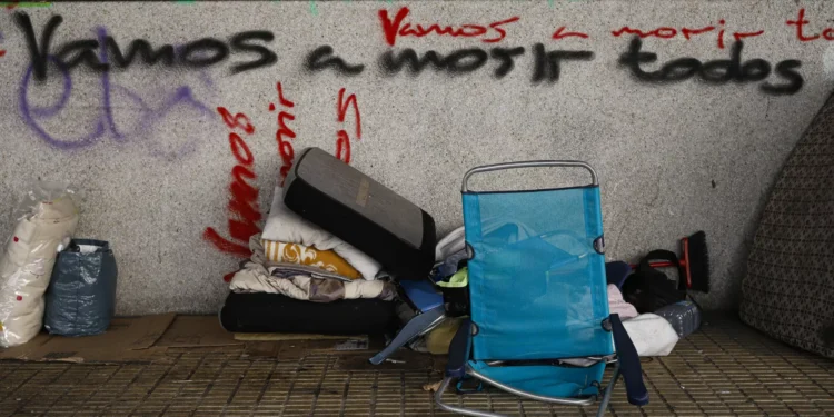 Quase um quinto da população de Espanha vive em “exclusão habitacional”