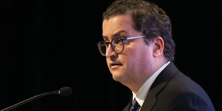 Governo admite medidas “em função da evolução” do preço dos combustíveis