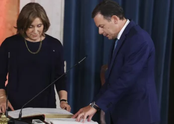 Reveja a tomada de posse do novo Governo