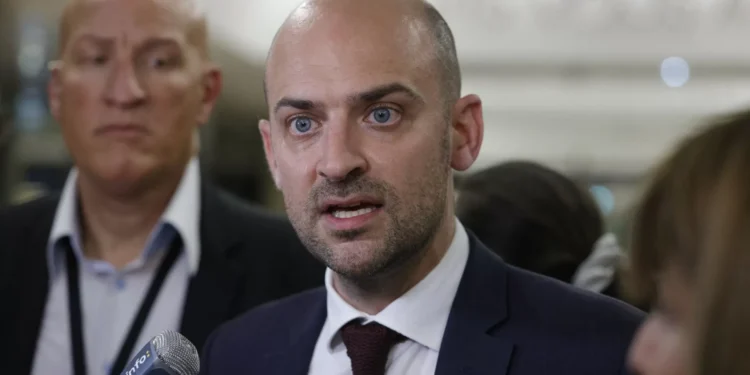 França pronta ajudar na segurança da distribuição de alimentos em Gaza