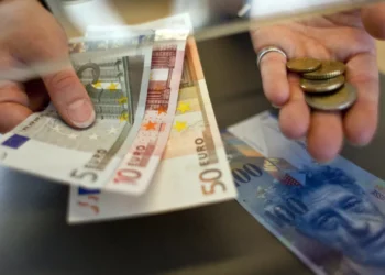 Banco Mundial revê em baixa previsões e alerta para década de fraco crescimento