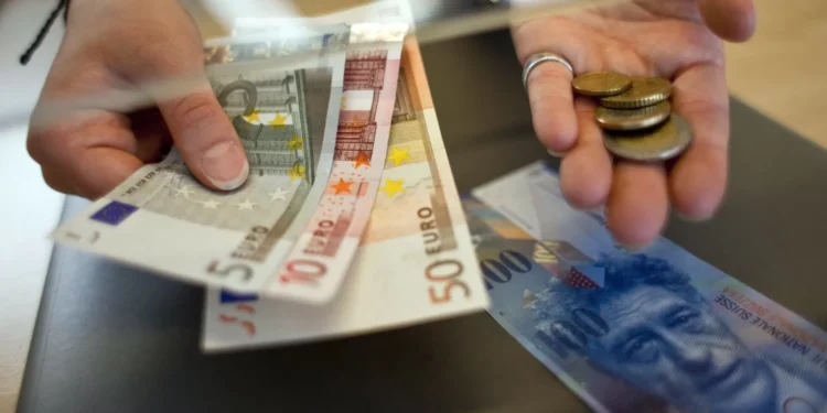 Banco Mundial revê em baixa previsões e alerta para década de fraco crescimento