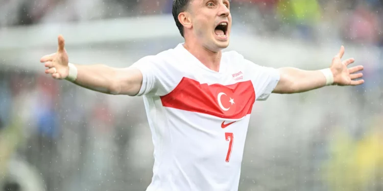 Akturkoglu ajuda na reviravolta da Turquia ante Estados Unidos