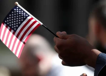 Estados Unidos retiram diplomatas não essenciais de território israelita