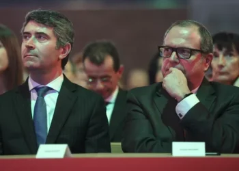 Carneiro entrega moção, César reconhece que liderança do PS “não é tarefa fácil” e que partido “precisa de união”