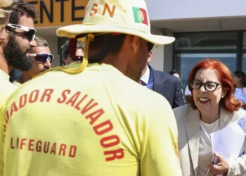 Praias vigiadas fora da época balnear? No próximo ano já vai ser assim