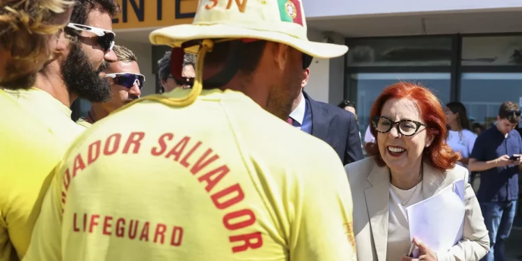 Praias vigiadas fora da época balnear? No próximo ano já vai ser assim