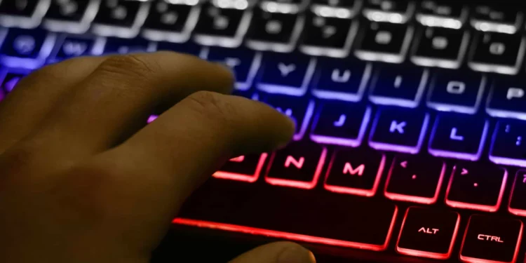 Ciberataques iranianos? Continuam a ser ameaça, alertam Estados Unidos