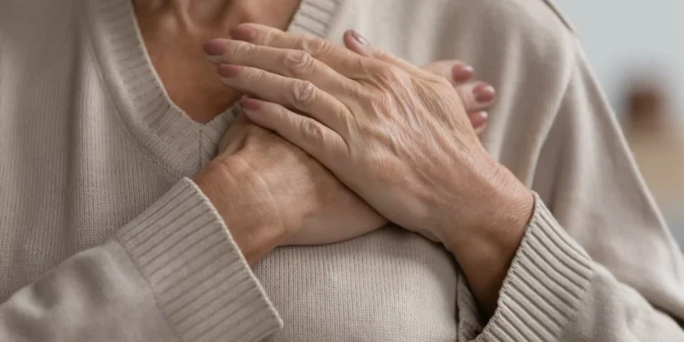 Hábitos que podem prejudicar a saúde do seu coração depois dos 60 anos