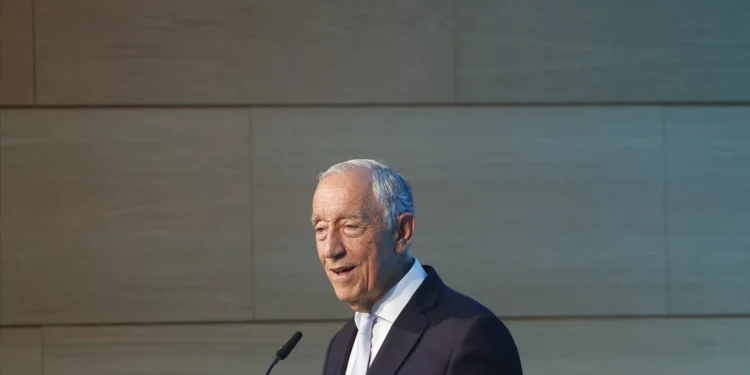 Marcelo vai “tentar saber o que se passou” com Montenegro sobre declarações de rendimentos