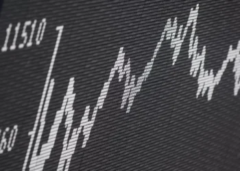 Bolsa de Tóquio abre com Nikkei a subir 0,08%