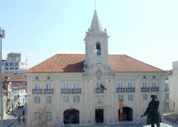 Souto contra Souto, irmãos disputam presidência da Câmara em Aveiro