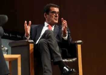 Rui Moreira contra quem idolatra arranha-céus no Dubai e quer um Porto de rés-do-chão