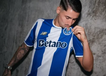 EM DIRETO: Siga os rumores e os negócios do mercado de transferências