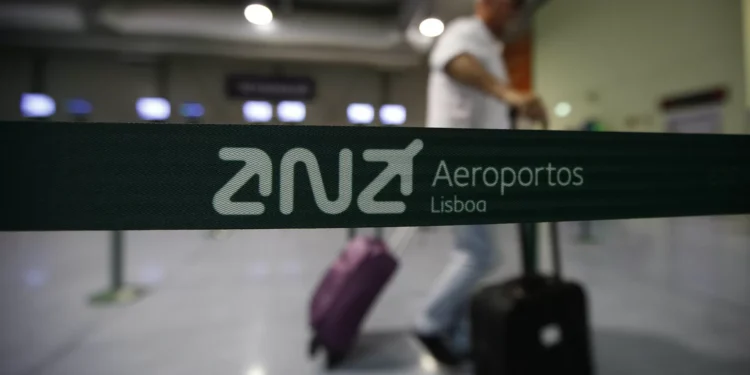 Greve na Menzies dita cancelamento de 36 voos no aeroporto de Lisboa