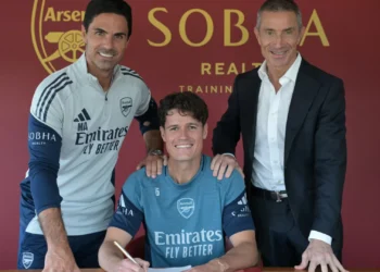 EM DIRETO: Siga os rumores e os negócios do mercado de transferências