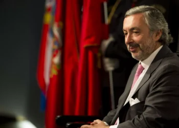 Lobo Xavier alerta que impossível reter talento sem “respeito pela ética”