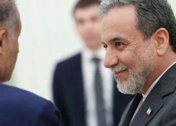 Irão trabalha com China e Rússia para evitar possíveis sanções europeias