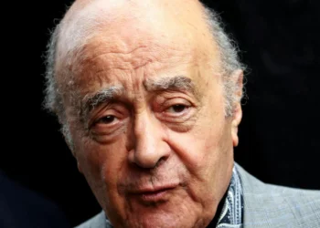 Mais de 140 pessoas apresentam queixa contra Al Fayed por crimes sexuais