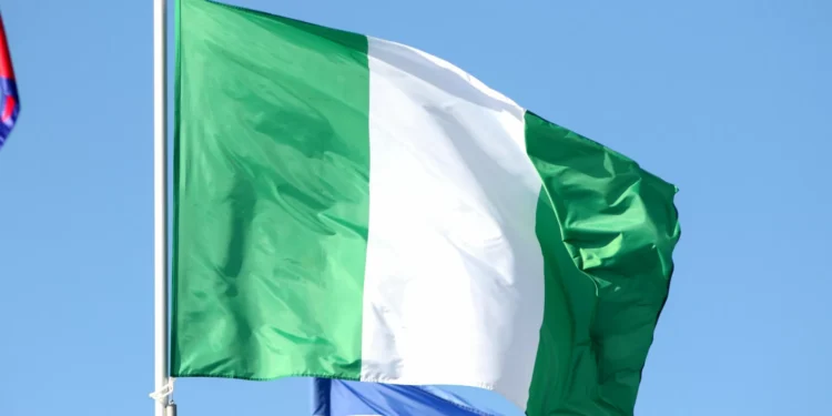 Pelo menos 13 mortos em ataque a mesquita no noroeste da Nigéria