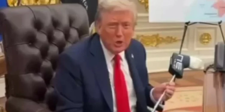 Zelensky ofereceu taco de golfe a Trump (e carta da esposa). Que recebeu?