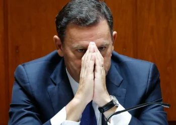 Montenegro vai ao Parlamento dar explicações sobre a gestão dos incêndios