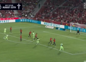 O 10 não pesa. Lamine Yamal arranca a época 2025/26 com obra de arte