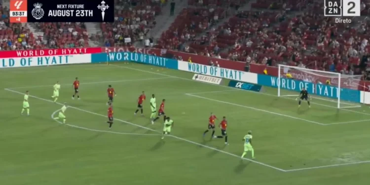 O 10 não pesa. Lamine Yamal arranca a época 2025/26 com obra de arte