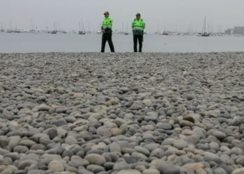 Ondulação e ventos fortes levam Peru a encerrar 88 dos seus 122 portos