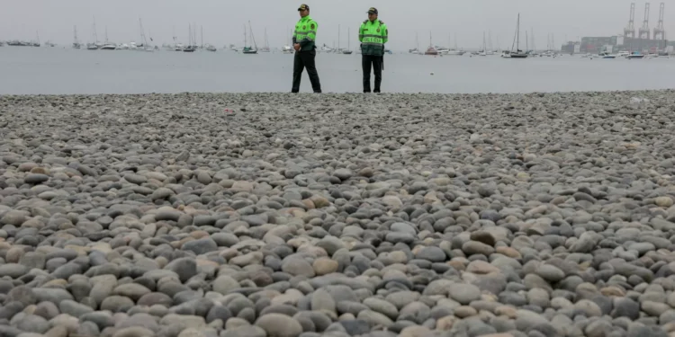 Ondulação e ventos fortes levam Peru a encerrar 88 dos seus 122 portos