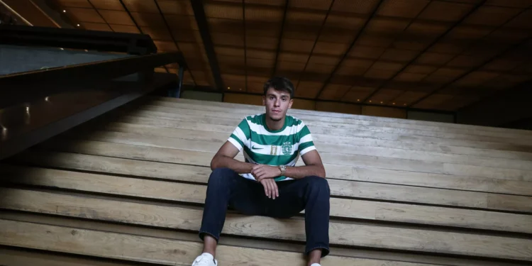 EM DIRETO: Siga os rumores e os negócios do mercado de transferências