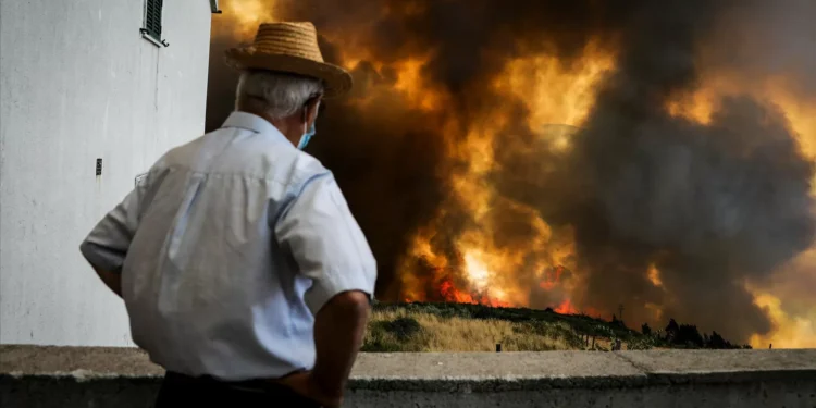 Incêndios. Marcelo avisa que sexta-feira vai ser um dia “muito complicado”