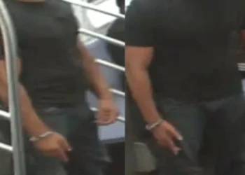 Homem espanca mulher que o confrontou por fumar no metro de Nova Iorque