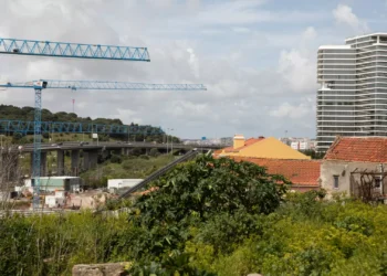 Taxas Euribor sobem em dois prazos, mas descem noutro. Confira os valores