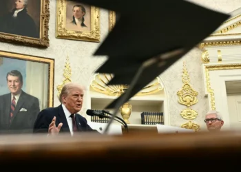 Trump antecipa “boa hipótese” de reunião com Putin e Zelensky “em breve”