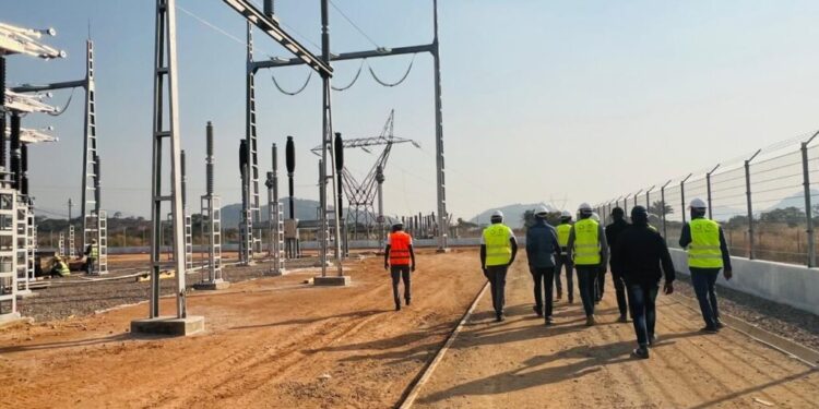 Resultados Concretos: Marcos da Eletrificação e Progresso Mensurável