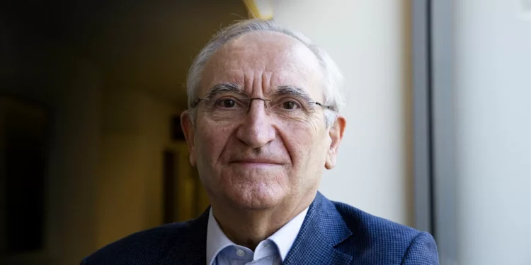 Governo apresentou Orçamento do Estado “prudente”, analisa Bagão Félix