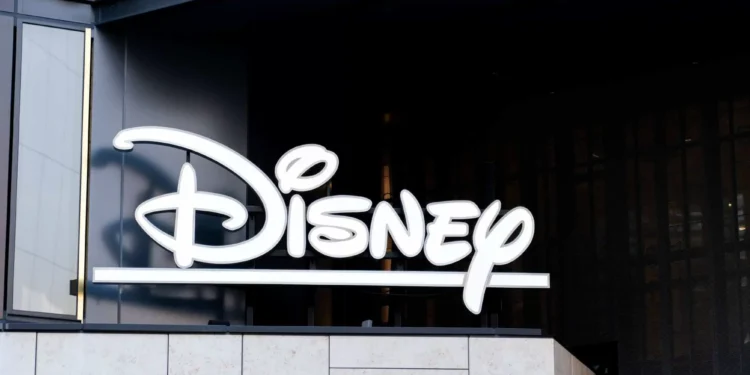 Disney mira Character.AI por uso ilegal de personagens